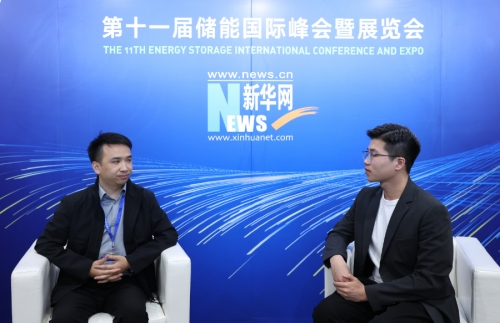 中天储能科技有限公司总工程师谭清武在接受新华网采访_副本.jpg