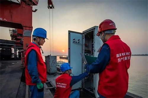 1707269786479491.jpg 沿长江看岸电⑦:标准化建设绿色岸电3.jpg