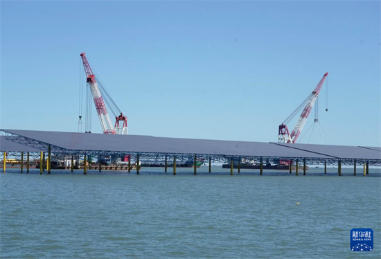 1758243356738434.jpg 河北昌黎:海上光伏项目建设忙6.jpg